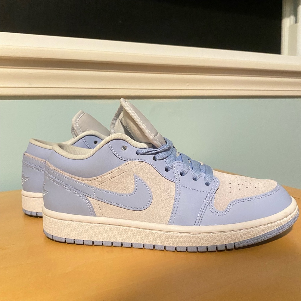 Air Jordan 1 Low ‘Aluminum’